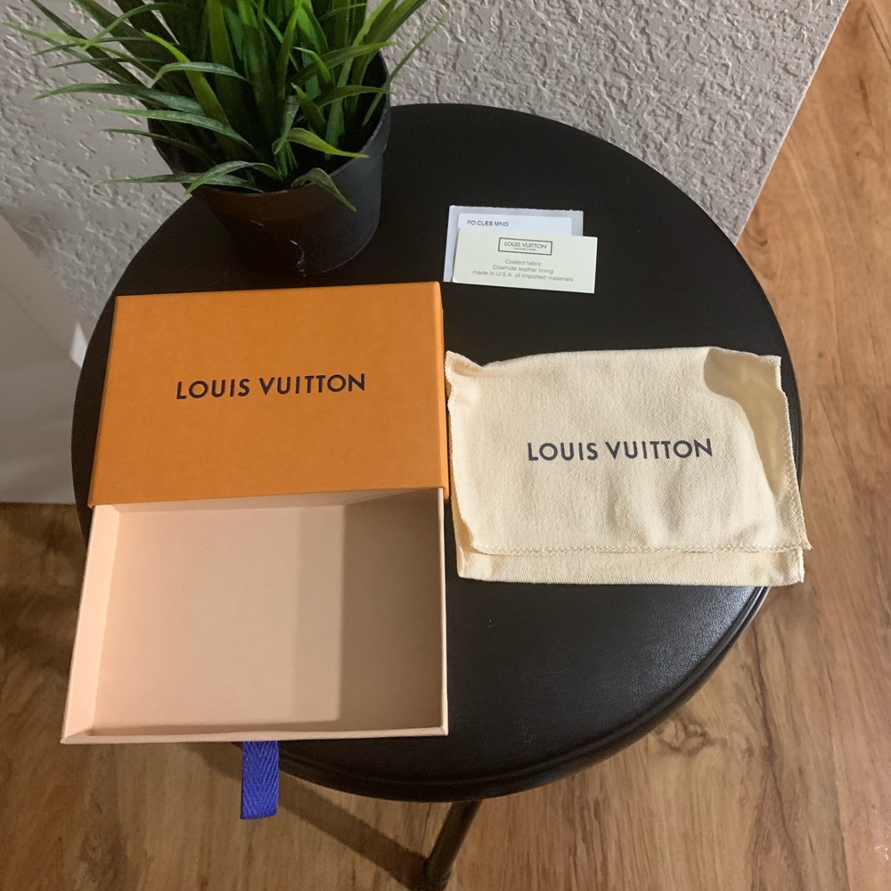 Louis Vuitton dust bag and box